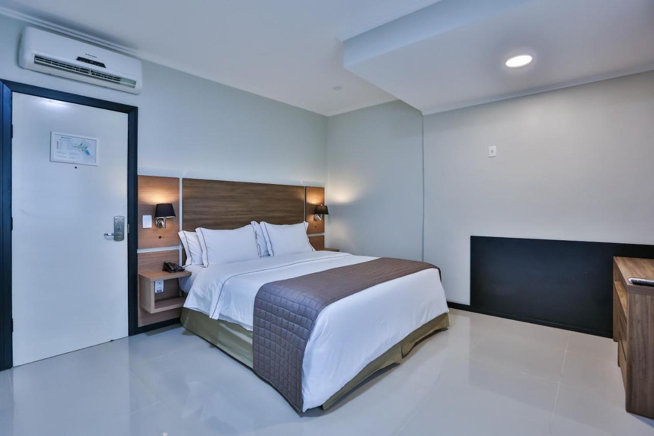 Wyndham Golden Foz Suites Foz do Iguaçu Exteriér fotografie